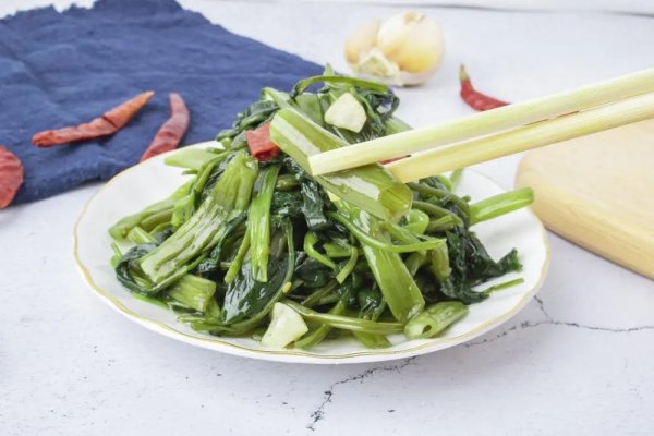 嘉盛投资 不是“抽筋菜”！夏天吃它祛湿、护眼，还能补钾